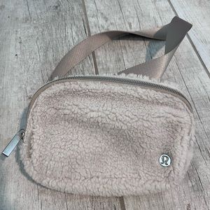 Lululemon fleece ebb